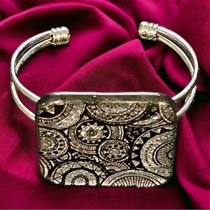 RETRO BOHO STATEMENT CUFF BRACELET